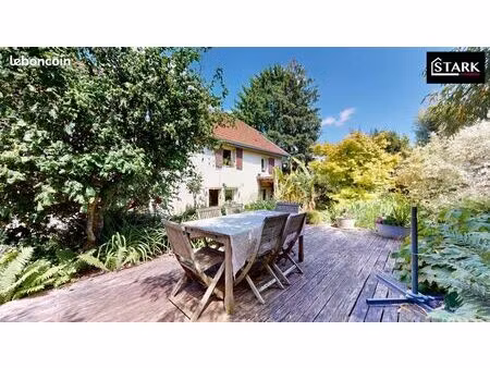 ferme 7 pièces 177 m²