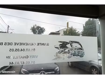 boutique 28m2 rdc - route de corbeil