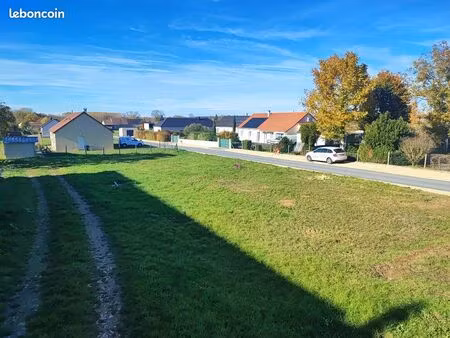 terrain 1000 m² baugy