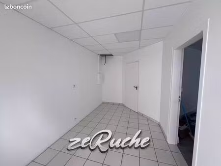 bureaux 57 m² douvres-la-délivrande