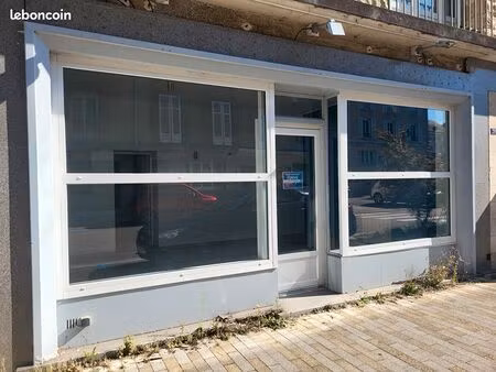 local commercial 41 m² falaise