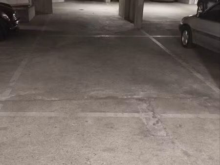 loue place de parking