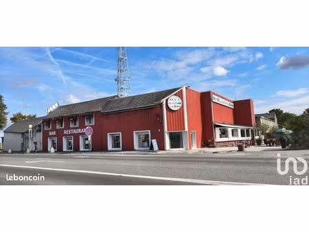 local 987 m² oinville-saint-liphard