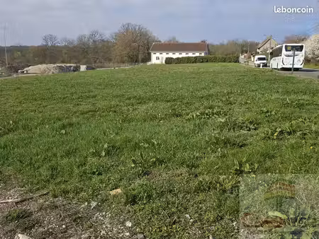 terrain 800 m² bethonvilliers