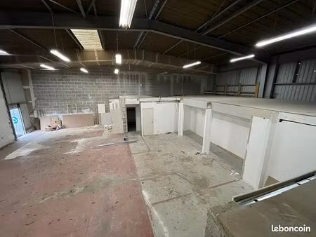 local commercial 170 m² saint alban
