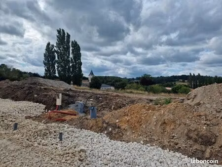 terrain 559 m² boisredon