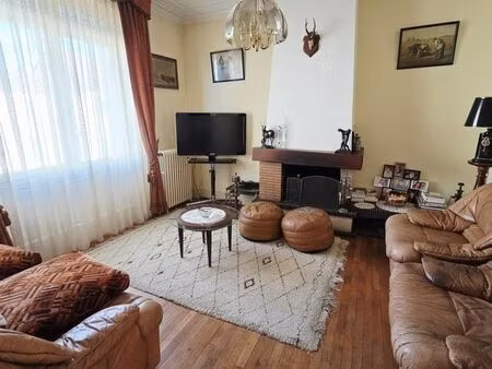 maison 7 pièces 161 m²