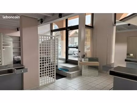 local commercial 40 m²