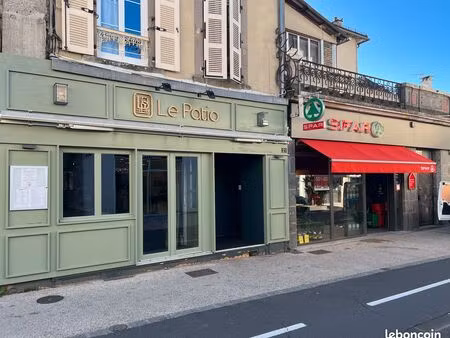 local commercial rue des carmes