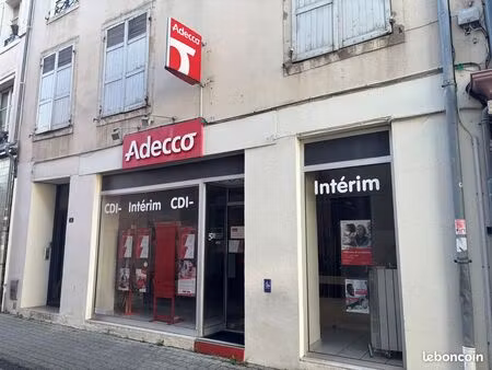 local commercial centre chaumont