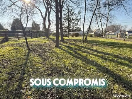 terrain 2707 m² fay-aux-loges