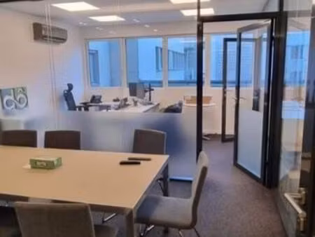 bureaux 70 m²