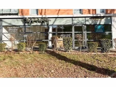 local 93 m² gratentour