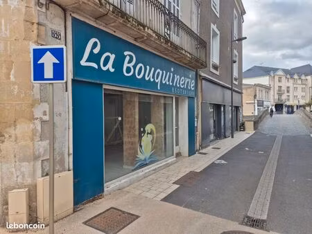 local commercial segré centre