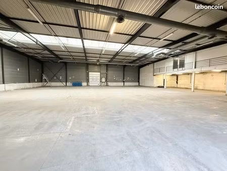 local d'activite 1487 m² villepinte