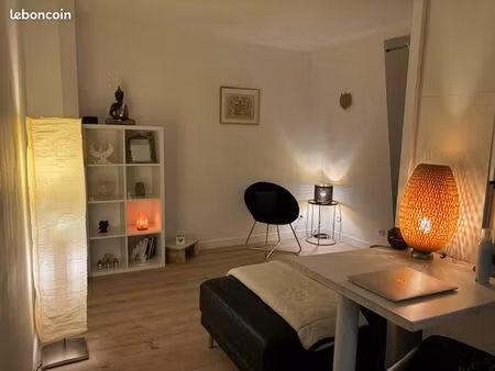 cabinet équipé de 25 m2 à louer  paris 17ème