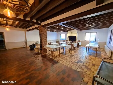 immeuble 15 pièces 450 m²