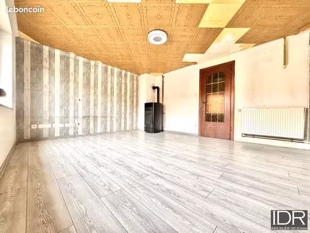 maison 7 pièces 162 m²