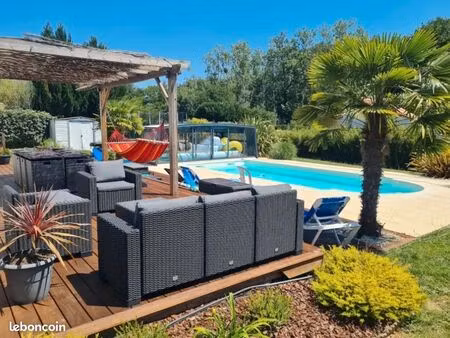 maison 155 m2 5 chambres 10 couchages piscine et spa terrain 1280 m2 proximité mer