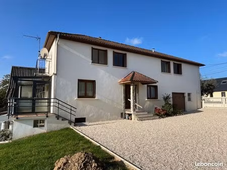 maison 5 pièces 130 m²