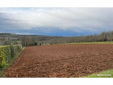terrain 4 247 m² saint martial d albarede