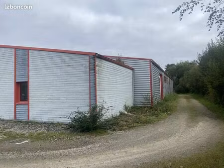 local 425 m² saint-renan