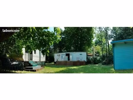 mobils-home 40 m² + 30 m² sur 500 m² sans vis-à-vis