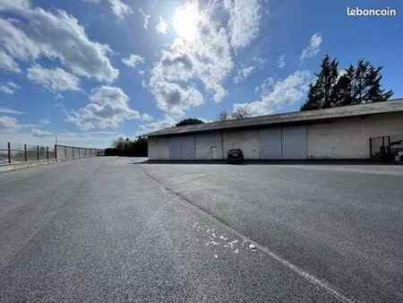 local bureaux 460 m²