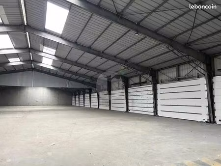 entrepôt 4500 m² bonneval