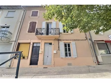 immeuble 9 pièces 150 m²