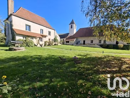 propriété 9 pièces 240 m²