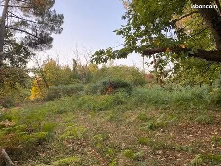 terrain constructible 1673 m2