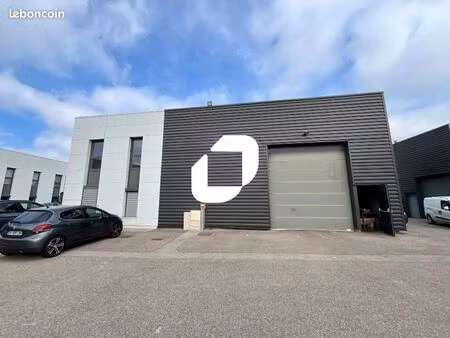 local d'activité 365 m²