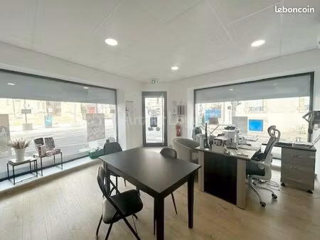 local commercial 60 m²