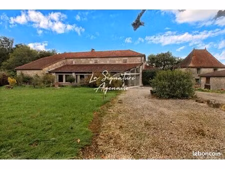 propriété 6 pièces 207 m²