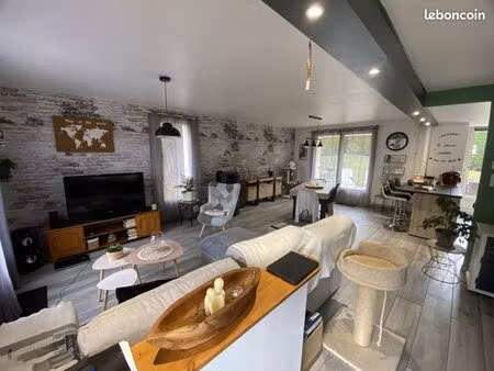 maison 4 pièces 101 m²