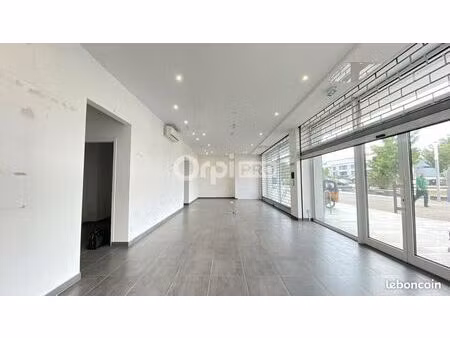 local commercial 85 m²