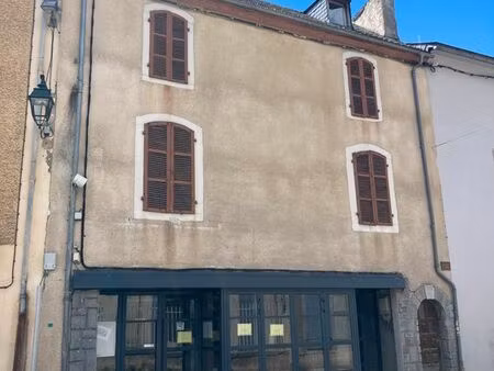 local commercial 189 m² centre parking