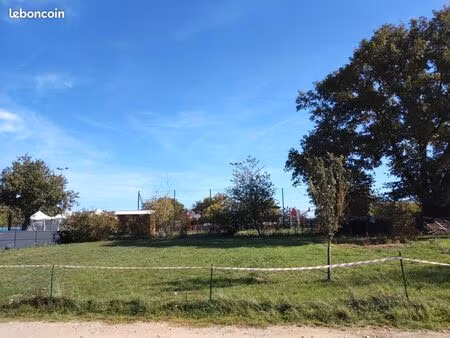 terrain 824 m² joué-l'abbé