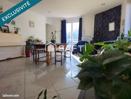 maison 6 pièces 165 m²