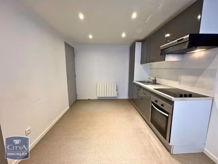 appartement à louer 2 pièces 54.4 m² - hautmont (59) - 560€