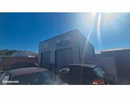 local bureau et entrepot 170m2