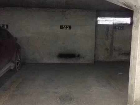 place de parking sarcelles