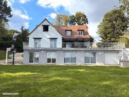 propriété 10 pièces 300 m²