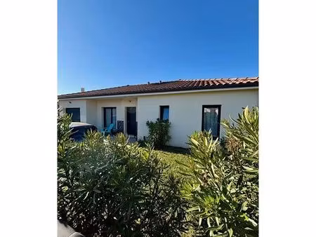 villa 4 pièces 92 m²