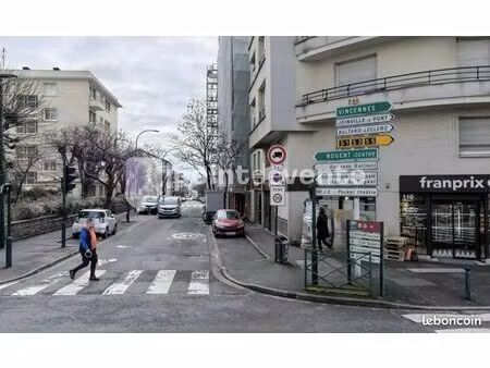 local commercial 45 m²