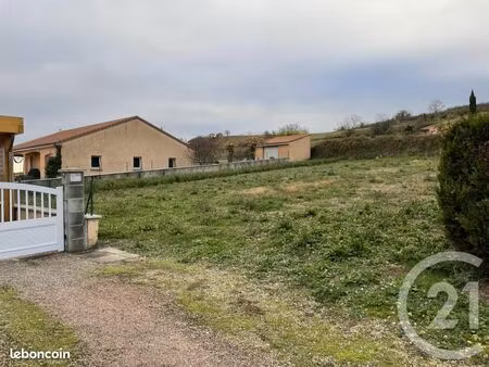 terrain 836 m² beauregard vendon