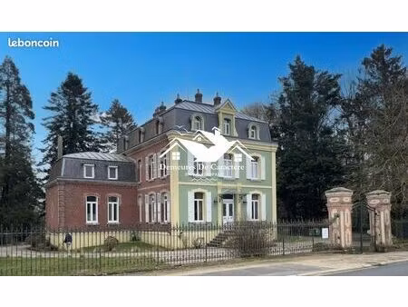 château 17 pièces 398 m²