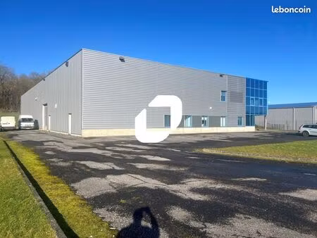 local d'activité 1 200 m²