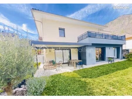 maison 5 pièces 133 m²